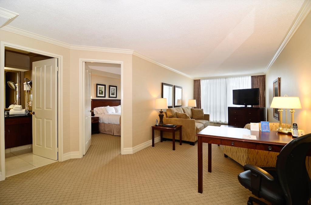 Best Western Plus Ottawa Downtown Suites Pokój zdjęcie